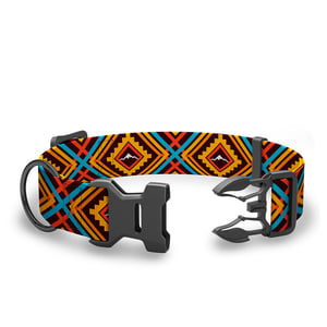 Wingo Outdoors Coosa Collar con Broche Duraflex Diseño Mosaico Wingo para Perro, Mediano Wingo Outdoors Coosa Collar con Broche Duraflex Diseño Mosaico Wingo para Perro, Mediano