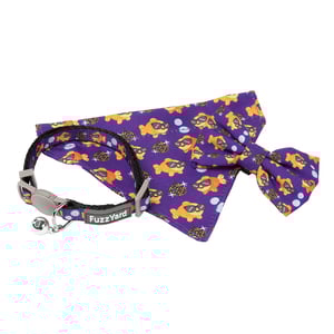 Fuzzyard Set Collar con Accesorios Patrón de Pez Dorado para Gato, Morado Fuzzyard Set Collar con Accesorios Patrón de Pez Dorado para Gato, Morado