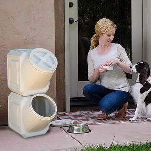 Gamma Plastics Contenedor Apilable Color Blanco para Alimento para Perro, 18 kg